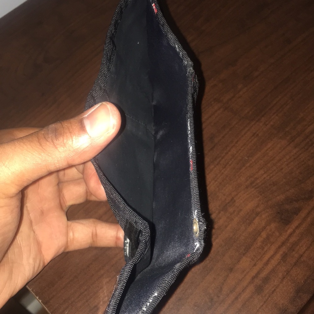 Wallet - Picture 3 of 3